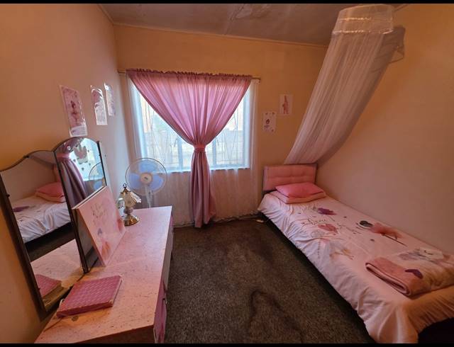 3 BEDROOM HOUSE FOR SALE IN SASOLBURG EXT 1